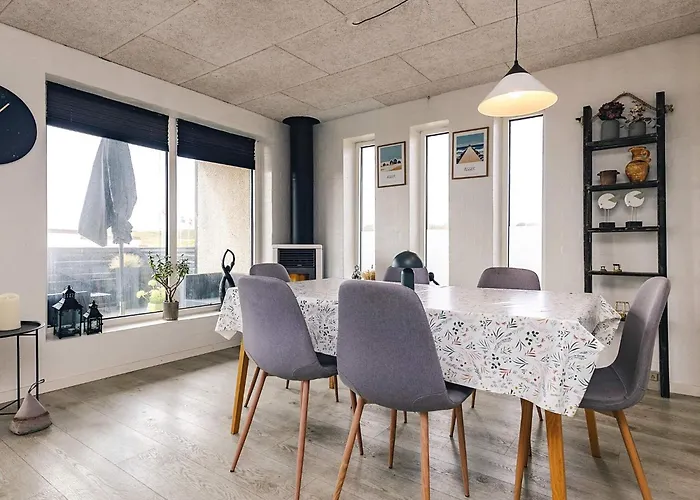 Nyaraló 6 Person In *