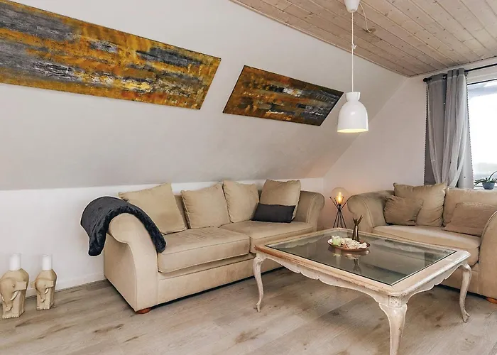 6 Person In * Vestervig